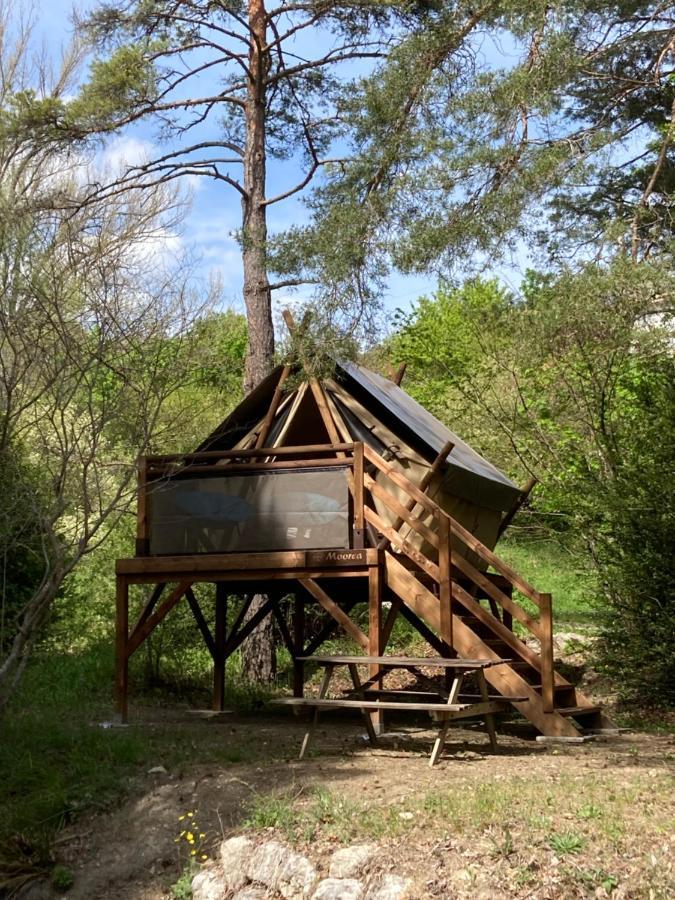 Camping Calme Et Nature Кастелан Екстериор снимка
